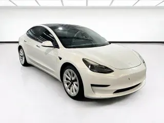Tesla Modelo 3 2024 4 puertas Sedán
