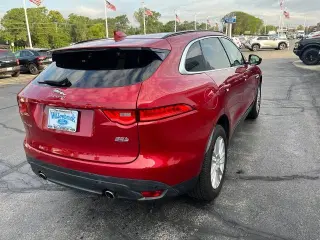 Jaguar F-PACE 2017 AWD 35t Prestige 4 SUV
