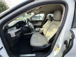 Lincoln Corsair 2026 AWD Premiere 4dr SUV