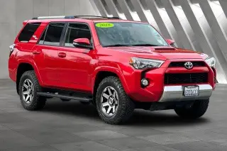 Toyota 4Runner 2018 4x4 TRD Off-Road Premium 4dr SUV