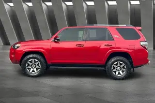 Toyota 4Runner 2018 4x4 TRD Off-Road Premium 4dr SUV