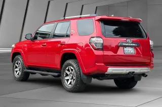 Toyota 4Runner 2018 4x4 TRD Off-Road Premium 4dr SUV