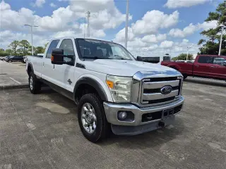 Ford F-350 Super Duty 2016 4x4 Lariat 4dr Crew Cab 6.8 ft. SB SRW Pickup