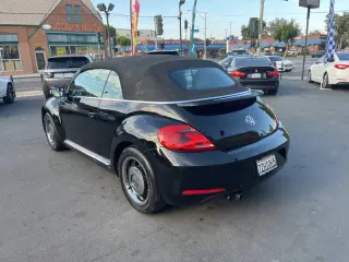 Volkswagen Beetle Convertible 2013