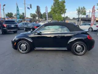 Volkswagen Beetle Convertible 2013