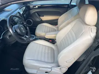 Volkswagen Beetle Convertible 2013