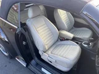 Volkswagen Beetle Convertible 2013