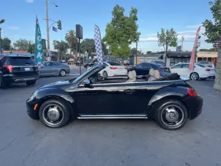 Volkswagen Beetle Convertible 2013