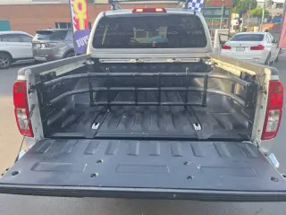 Nissan Frontier 2006