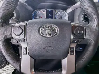 Toyota Tacoma 2022 4x2 TRD Off-Road 4dr Double Cab 5.0 ft SB