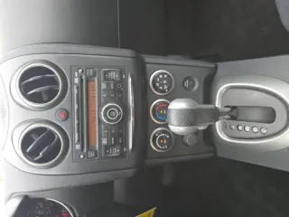 Nissan Rogue 2011