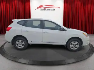 Nissan Rogue 2011