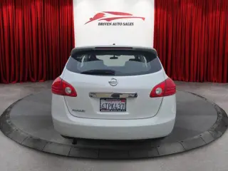 Nissan Rogue 2011