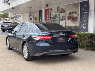 Toyota Camry 2019