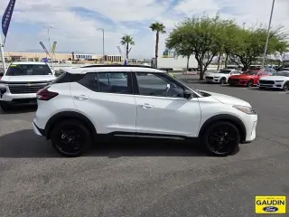 Nissan Kicks 2024 SR 4dr Crossover