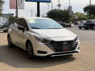 Nissan Versa 2024