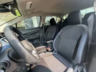 Nissan Versa 2024