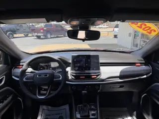 Jeep Compass 2024