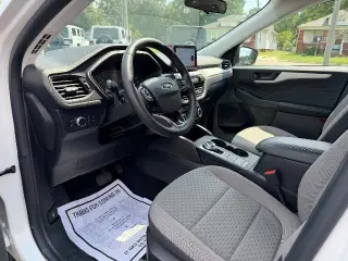 Ford Escape Hybrid 2022 SE 4dr SUV
