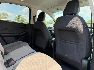 Ford Escape Hybrid 2022 SE 4dr SUV