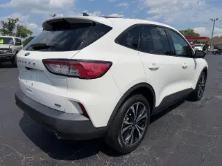 Ford Escape Hybrid 2022 SE 4dr SUV