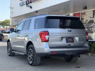 Ford Expedition 2022