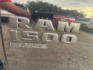 Ram 1500 Classic 2019 4x2 Tradesman 4dr Cabina Extendida 5.5 ft. Camioneta Pickup