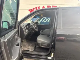Ram 1500 Classic 2019 4x2 Tradesman 4dr Cabina Extendida 5.5 ft. Camioneta Pickup
