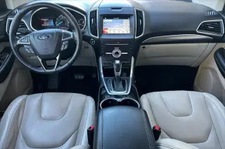 Ford Edge 2018 AWD Titanium 4dr Crossover
