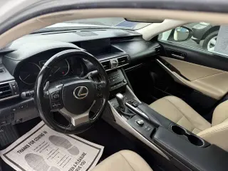 Lexus IS 200t 2017