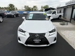 Lexus IS 200t 2017