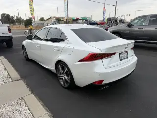 Lexus IS 200t 2017