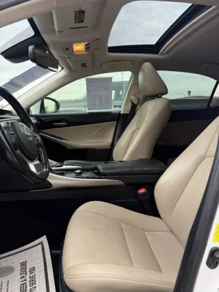 Lexus IS 200t 2017