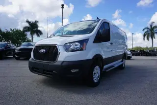 Ford Transit 2025 250 3dr SWB Techo Bajo Furgón de Carga