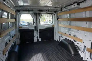 Ford Transit 2025 250 3dr SWB Techo Bajo Furgón de Carga