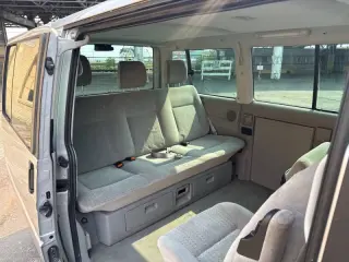 Volkswagen EuroVan 2003