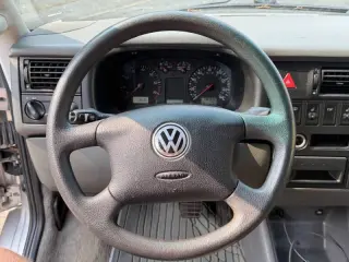 Volkswagen EuroVan 2003
