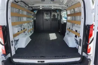 Ford Transit 2025 250 3dr SWB Techo Bajo Furgón de Carga