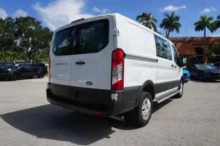 Ford Transit 2025 250 3dr SWB Techo Bajo Furgón de Carga