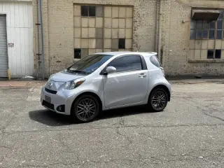 2014 Scion iQ