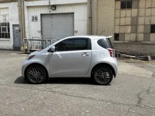2014 Scion iQ