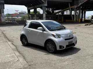 2014 Scion iQ