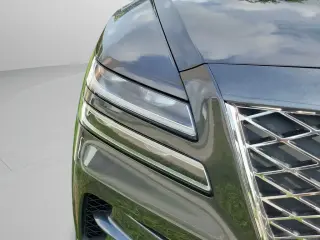 Genesis GV80 2022 2.5T 4dr SUV
