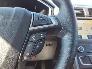 Ford Fusion 2020 SE Sedán 4 puertas