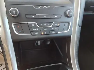 Ford Fusion 2020 SE Sedán 4 puertas