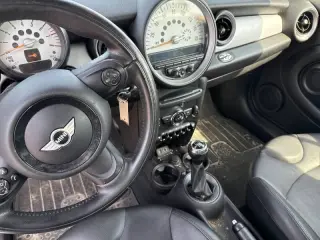 2014 MINI Convertible