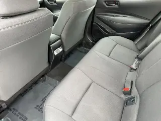 Toyota Corolla 2025 LE Sedán 4 puertas