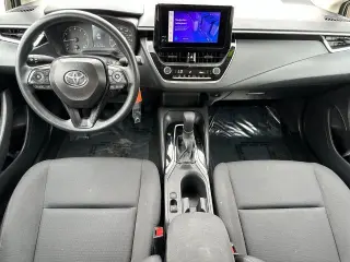 Toyota Corolla 2025 LE Sedán 4 puertas