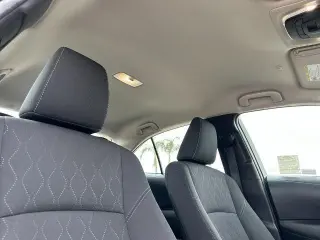 Toyota Corolla 2025 LE Sedán 4 puertas