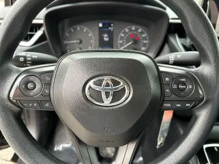 Toyota Corolla 2025 LE Sedán 4 puertas